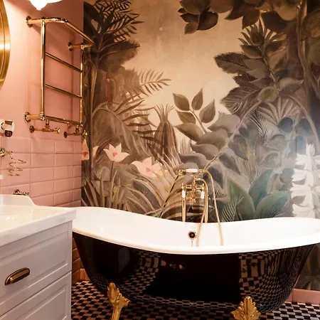 French Touch: Romantyczny W Kamienicy *